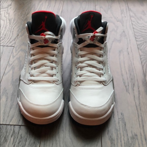 New/Unworn Air Jordan 5 white cement 136027-104 - Picture 2 of 8